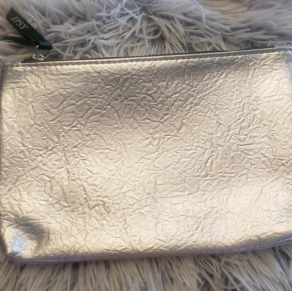 ❤ipsy Cosmetic Bag❤ - Picture 1 of 2